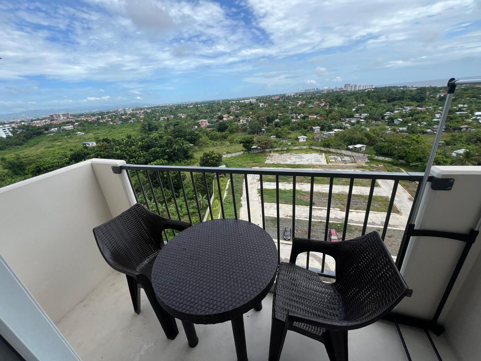 Seaview Condo Near Airport Lapu-Lapu City Eksteriør bilde