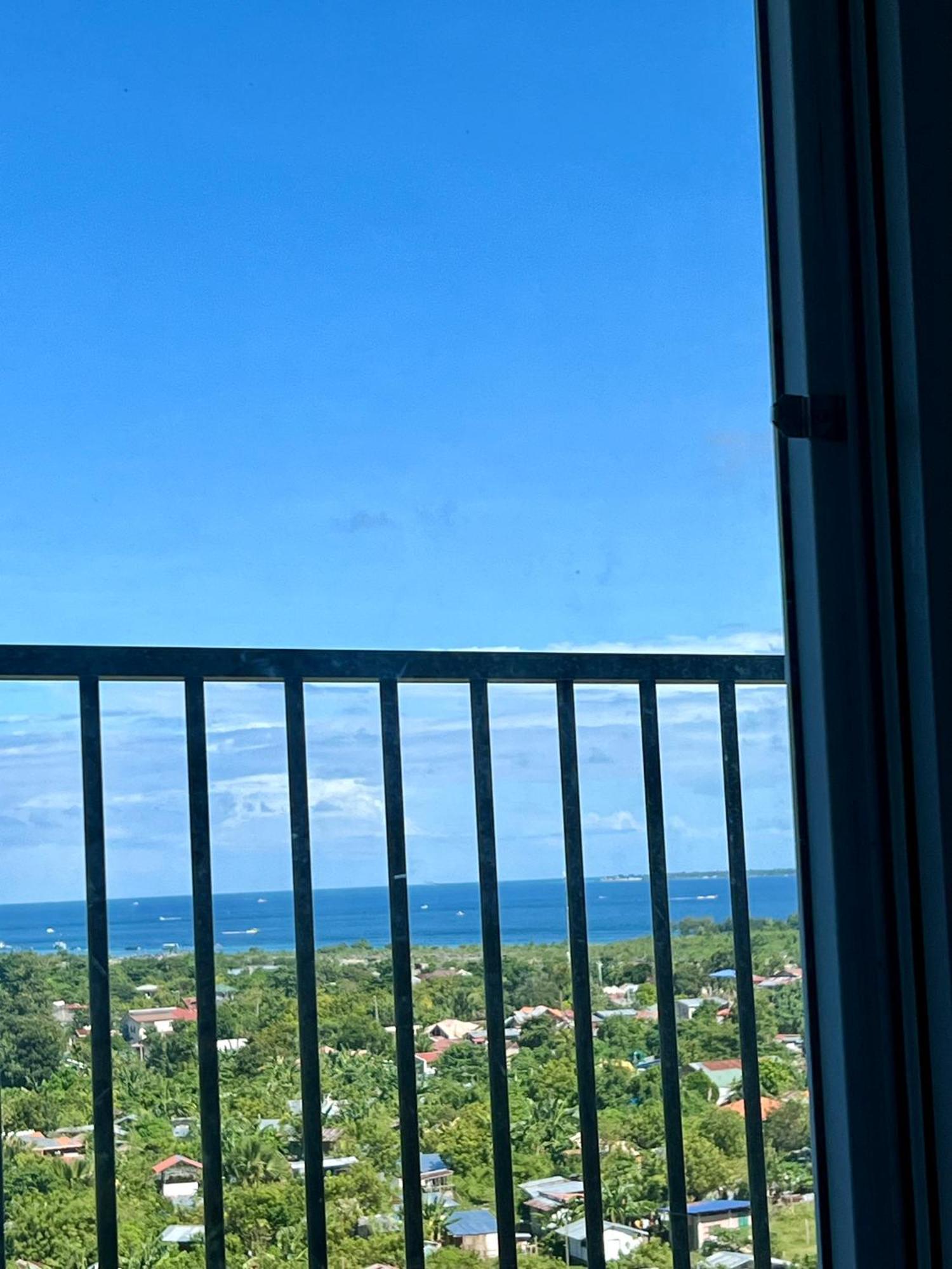 Seaview Condo Near Airport Lapu-Lapu City Eksteriør bilde